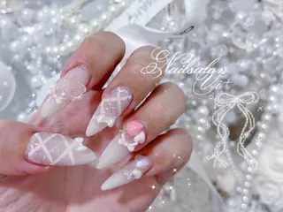 ネイル 𝒦𝐸𝐼𝒩𝒜 錦糸町ネイルのネイルデザイン