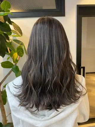 ロング カラー 🌼ハイライト透明感 🌼maiのヘアスタイル