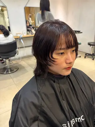 ショート カラー ミルクティー× グレージュMOMOのヘアスタイル