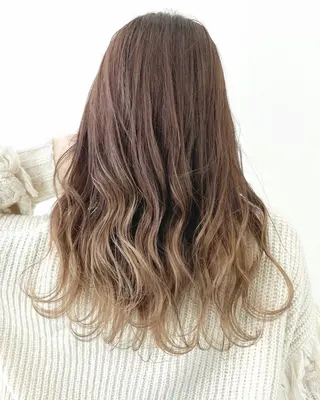 ミディアム カラー 🦄インナーカラー 🦄貫井彩花のヘアスタイル