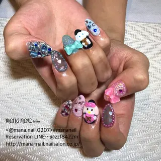 ネイル 廣瀬 真奈美のネイルデザイン