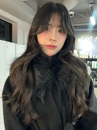 ロング カラー ヘアアレンジ レイヤーカット×髪質 改善🇰🇷シオリのヘアスタイル