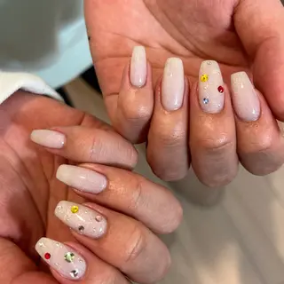 ネイル NORA nail UMEDA MAIのネイルデザイン