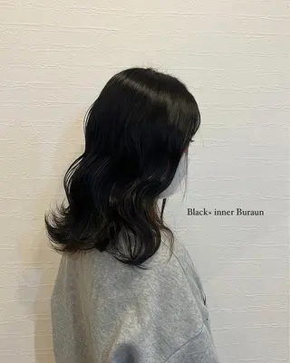ミディアム カラー jura Rimのヘアスタイル