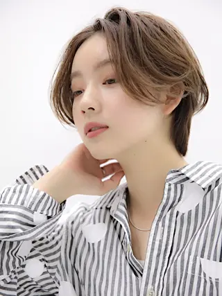 ショート カラー レイヤーカット✂️ 横浜No1♡下鳥翔子のヘアスタイル