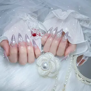 ネイル YURI NAILのネイルデザイン
