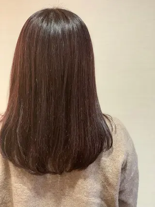 ミディアム カラー 蓮見  友里のヘアスタイル