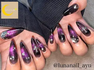ネイル LUNA NAIL ayuのネイルデザイン
