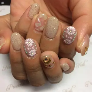 ネイル 久場 晴美のネイルデザイン