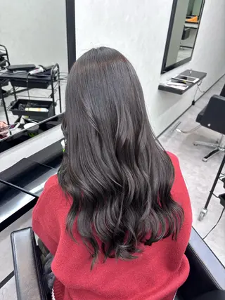 ロング 福島 あいりのヘアスタイル