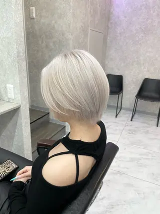 ショート 🦋ハイトーン🦋 石山 希理🦋のヘアスタイル