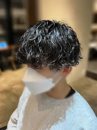 ショート パーマ メンズ 波巻きスパイラルパー マ/シャドウパーマ駿のヘアスタイル