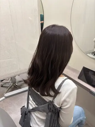 ミディアム カラー 野口 咲愛のヘアスタイル