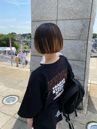 ミディアム 艶カラー／ストレート かとうゆうき🍯のヘアスタイル