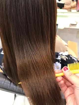セミロング 野澤 朱里のヘアスタイル