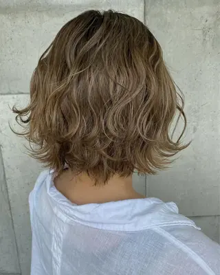 ミディアム カラー 東 寛道のヘアスタイル