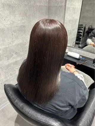 セミロング 佐藤 琴美のヘアスタイル