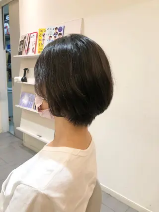 ショート カラー パーマ ヘアアレンジ 阪上 沙織のヘアスタイル
