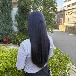 カラー しおり🍬 KOKORO🤍のヘアスタイル