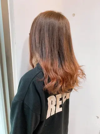 セミロング カラー 白髪ぼかしハイライト 柳川拓哉のヘアスタイル