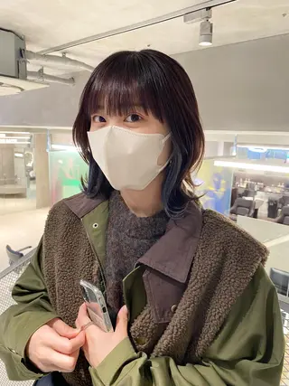 ミディアム カラー ヘアアレンジ レイヤー🌟艶カラー 🕊まやのヘアスタイル