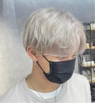 ショート カラー メンズ ブリーチ&エクステ 🥀ケアカラー特化のヘアスタイル
