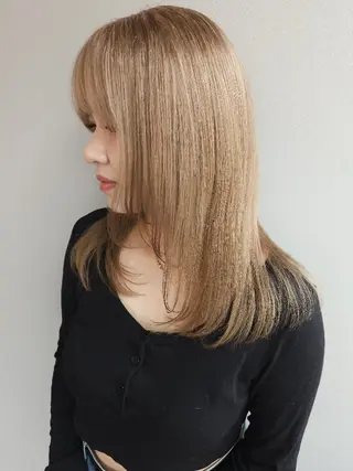 セミロング カラー ヘアアレンジ 成瀬 弘光のヘアスタイル