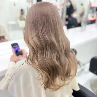 ロング カラー 🫧うる艶トレンド 🫧透明感カラーのヘアスタイル