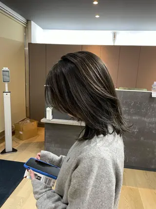 ミディアム カラー 山元 翔平(shohei)のヘアスタイル