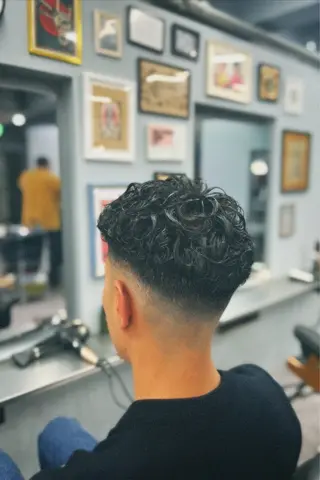 ショート パーマ メンズ 池袋メンズパーマ フェード純平のヘアスタイル