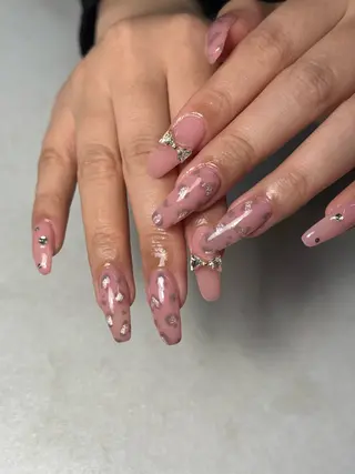 ネイル 🐈‍⬛ Minamiのネイルデザイン