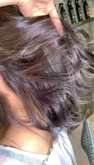 カラー B E C H I C O〔べち子〕のヘアスタイル