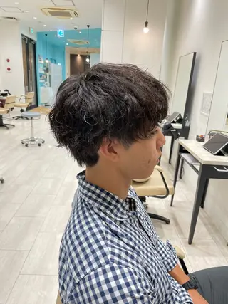 カラー パーマ メンズ 韓国風ハッシュカット 似合わせレイヤー池袋のヘアスタイル