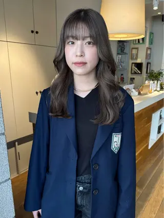 ロング カラー ota miyuuのヘアスタイル