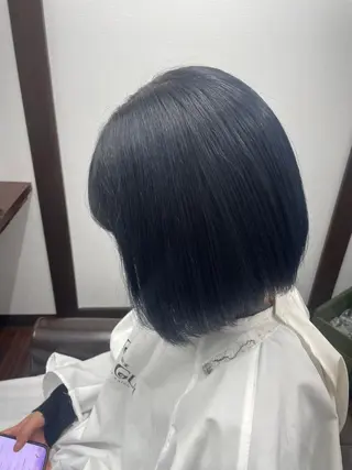 ミディアム 韓国風骨格カット 艶カラー🩶髙林夏美のヘアスタイル