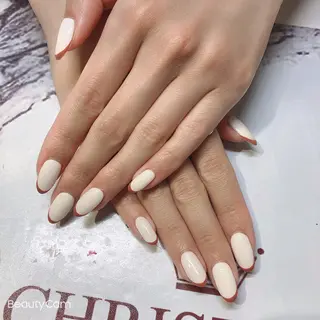 ネイル ガレンドウ 白澤 愛子のネイルデザイン