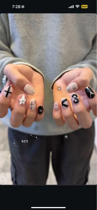 ネイル GRANDE大須 Cecil💜のネイルデザイン