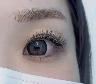 マツエク・マツパ 友成 裕子の眉毛・アイブロウイメージ