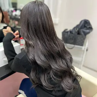 ロング SEASON 大阪梅田駅徒歩7分のヘアスタイル