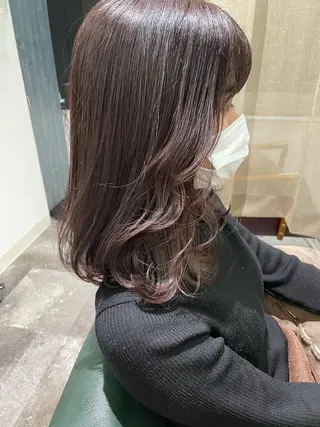 ミディアム カラー ayaka 縮毛矯正レイヤーのヘアスタイル