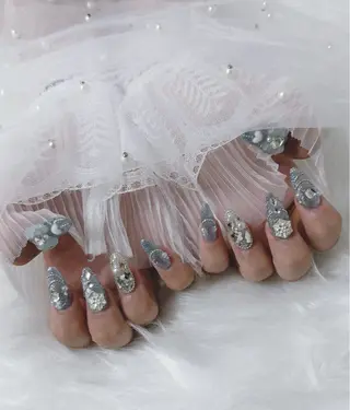 ネイル 佐藤　Roveil 勾当台公園駅徒歩5分のネイルデザイン