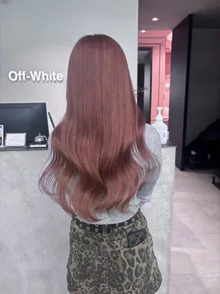 ロング カラー Su-chi-🧴 /ミルクティーカラーのヘアスタイル