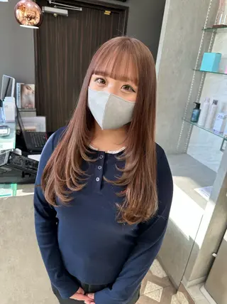 セミロング AYAKASA 暖色カラー/レイヤーのヘアスタイル