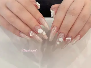 ネイル Hanni ハンのネイルデザイン