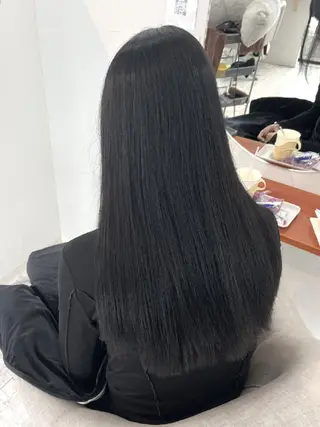 カラー ロング piLLon 心斎橋のヘアスタイル