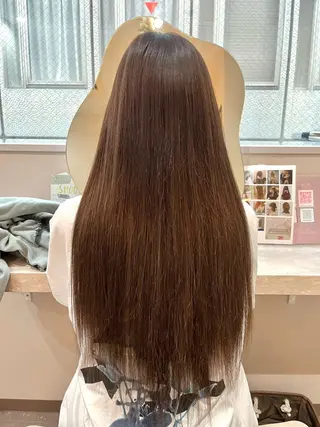 ロング Mila Akariのヘアスタイル