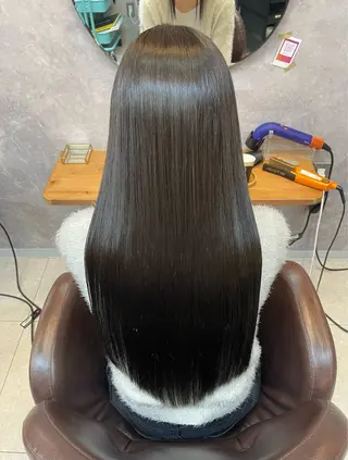 ロング ブリーチカラー🦁 由見幸輝のヘアスタイル