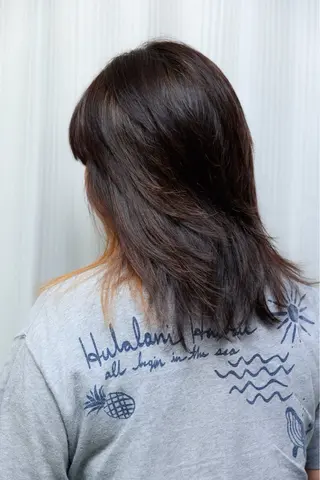 ミディアム カラー 萱場 利恵のヘアスタイル