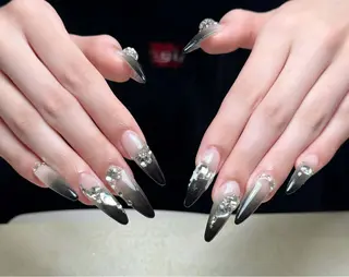 ネイル 中野駅から2分 MEO NAILのネイルデザイン