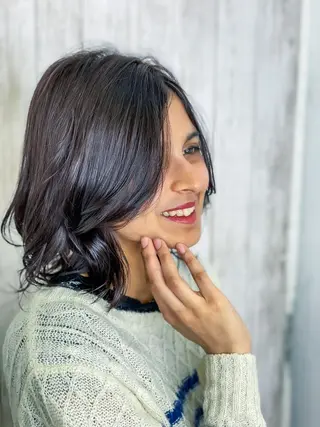 ミディアム 石沢 知康のヘアスタイル